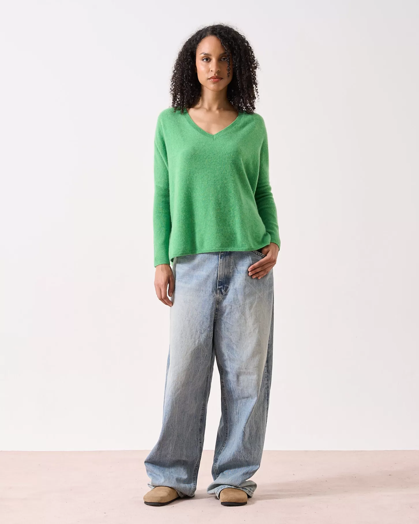 Col V | Ponchos>Absolut Cashmere Camille. Grass